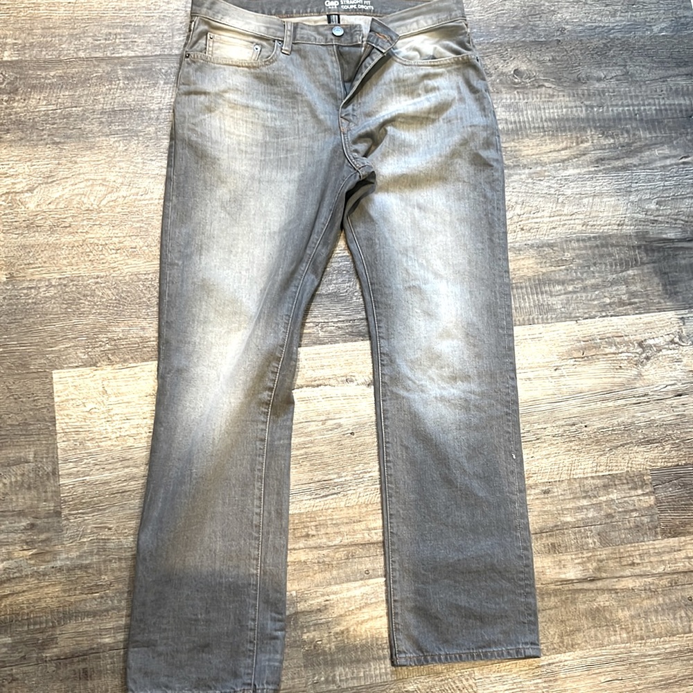 Gap jean size 34/32